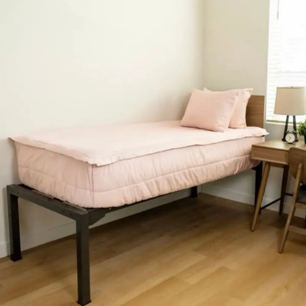 Soft Pink Comforter Set - Lightweight Quilted Bedding